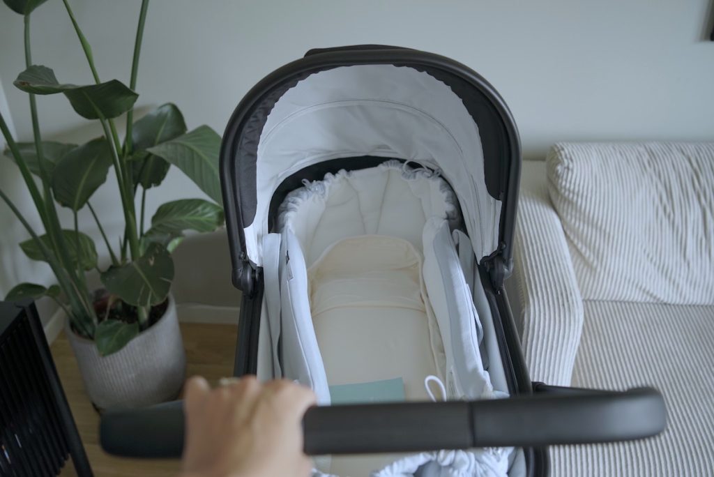 Til tross for den kompakte liggedelen får man likevel plass til en babylift, for eksempel fra Najell.